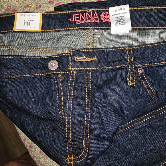 Cinch Jeans - Picture 2 of 3